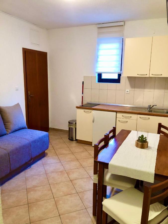 Hotel B&B Chamberlain Milna  Kültér fotó