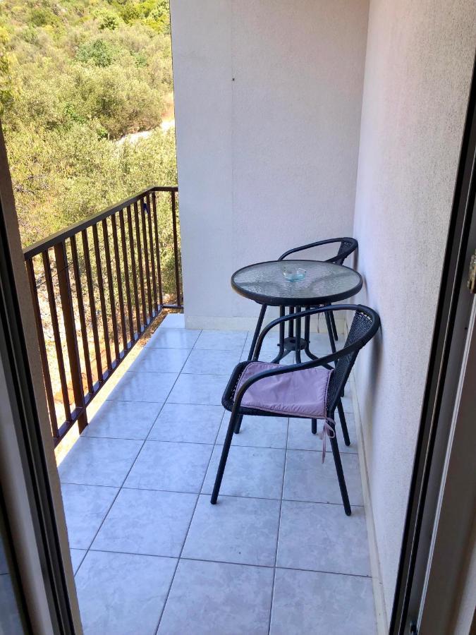 Hotel B&B Chamberlain Milna  Kültér fotó