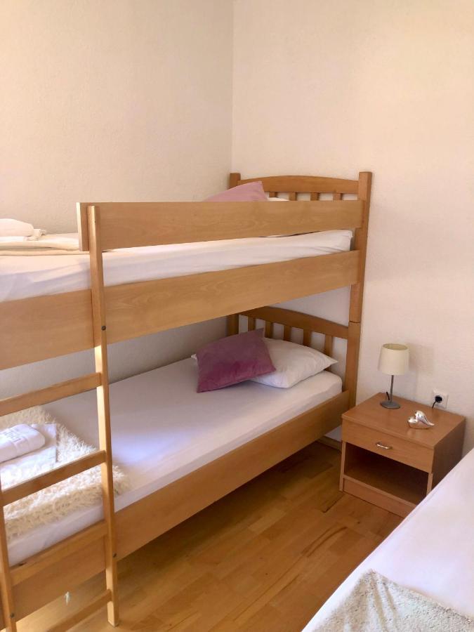 Hotel B&B Chamberlain Milna  Kültér fotó