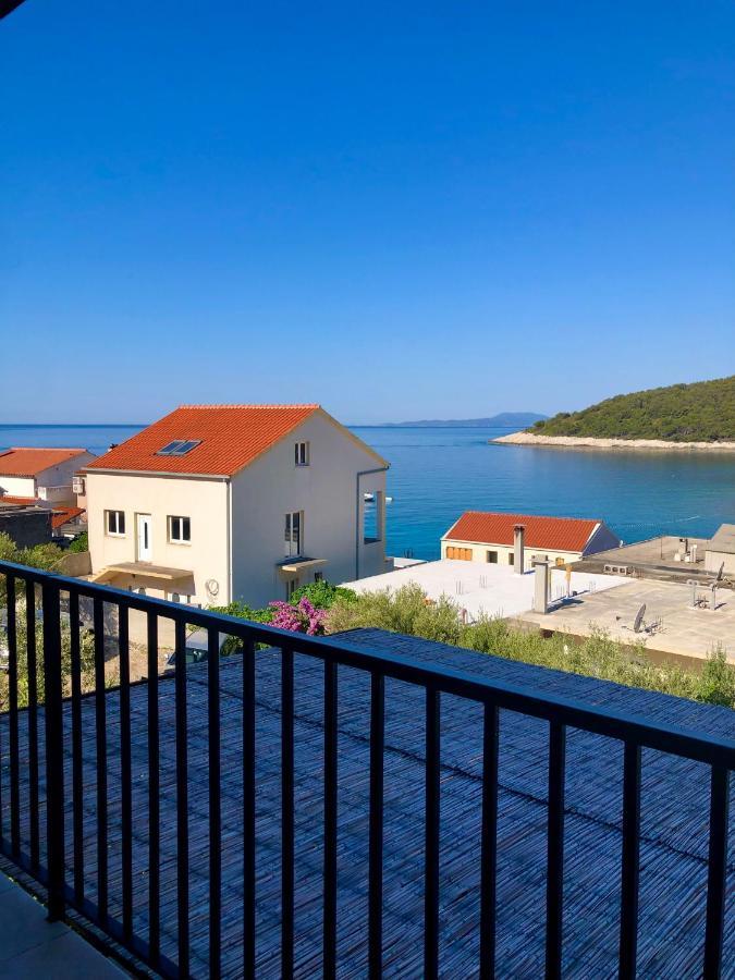 Hotel B&B Chamberlain Milna  Kültér fotó