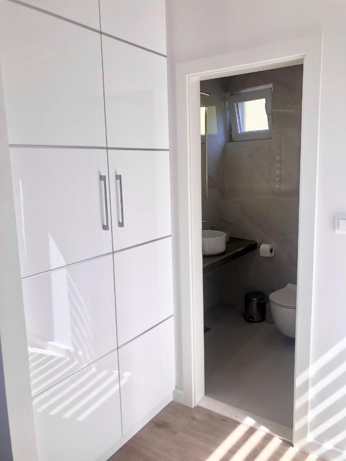 Hotel B&B Chamberlain Milna  Kültér fotó