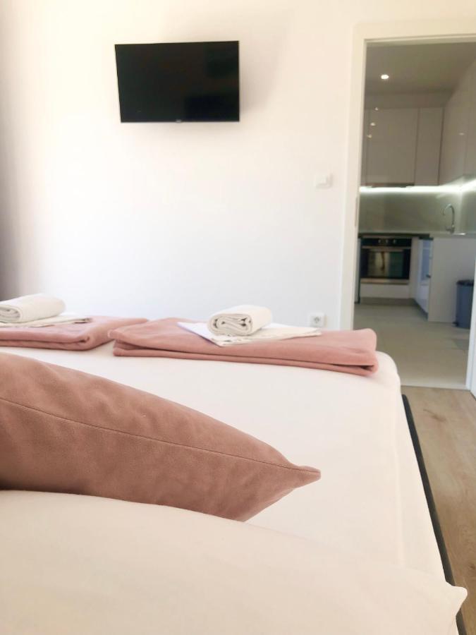 Hotel B&B Chamberlain Milna  Kültér fotó