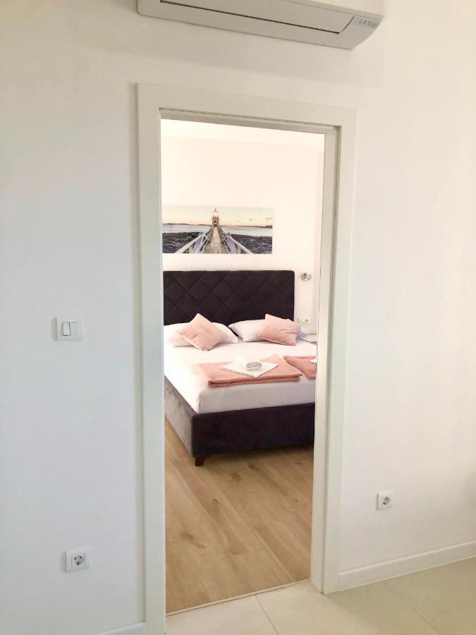 Hotel B&B Chamberlain Milna  Kültér fotó