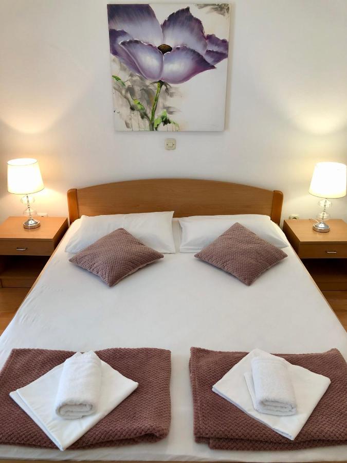 Hotel B&B Chamberlain Milna  Kültér fotó