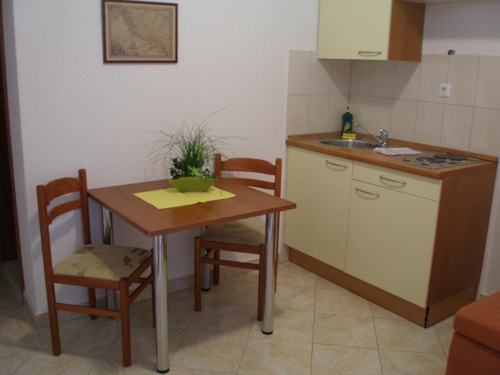 Hotel B&B Chamberlain Milna  Szoba fotó